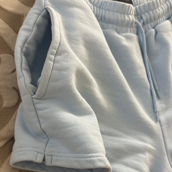 White fox Light Blue lounge Shorts XS - Picture 8 of 8